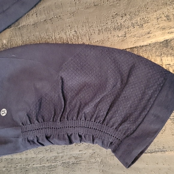 Lululemon In the Flow II Crop Ruched Pants Size 4 - Picture 4 of 9